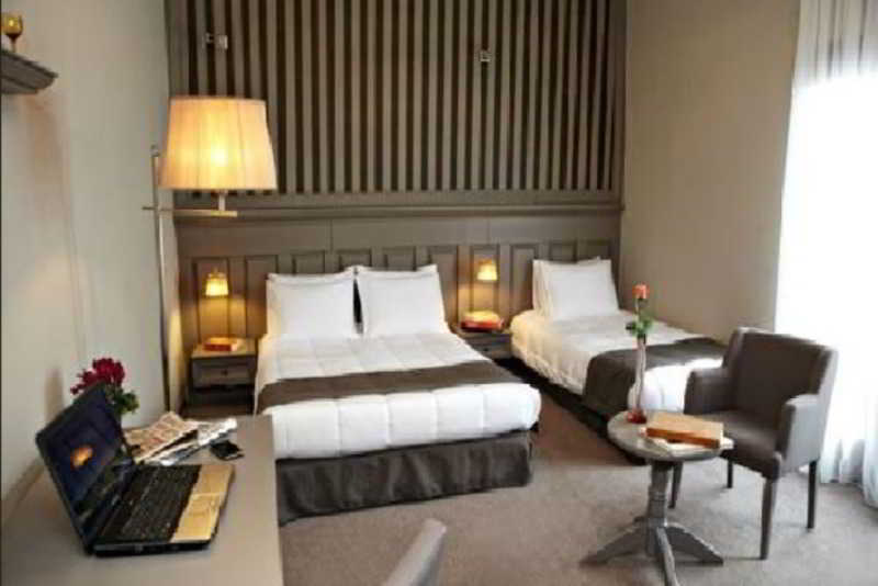 Rodopi Hotel โคโมทินี ภายนอก รูปภาพ