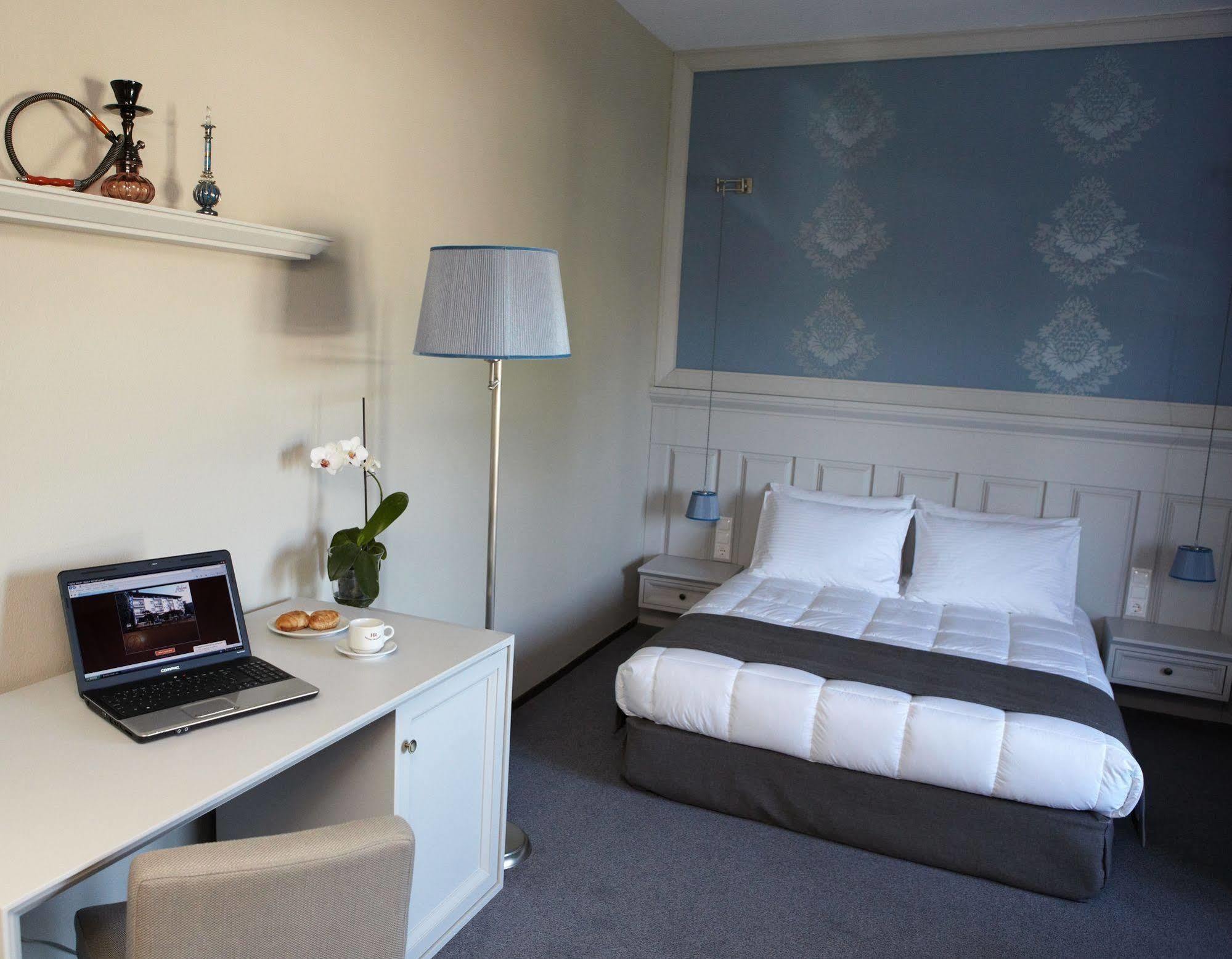 Rodopi Hotel โคโมทินี ภายนอก รูปภาพ