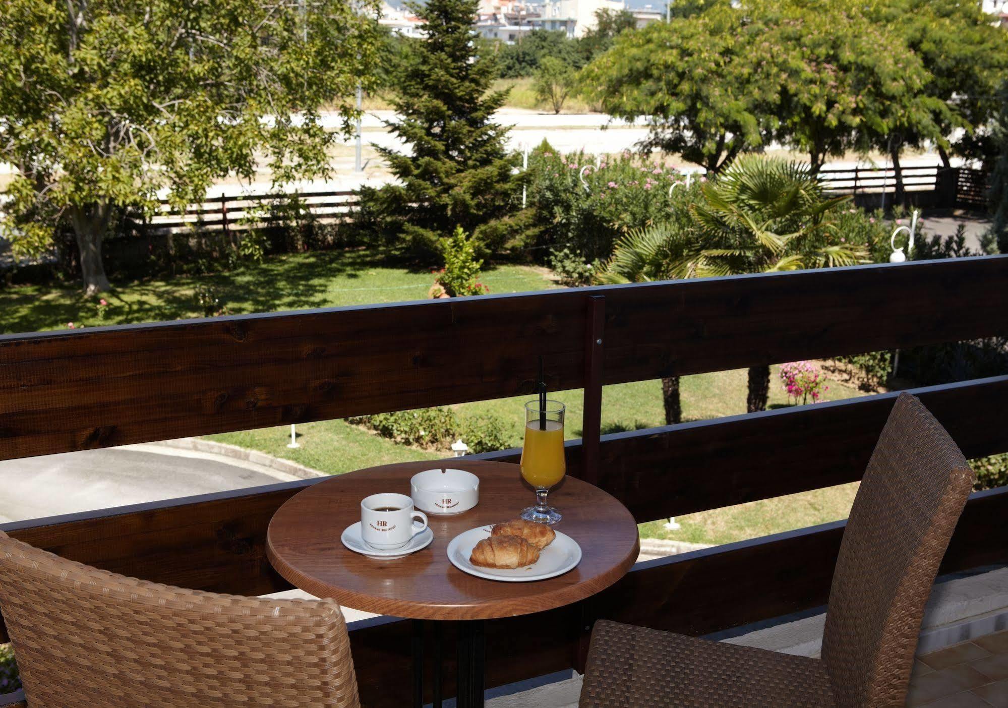 Rodopi Hotel โคโมทินี ภายนอก รูปภาพ